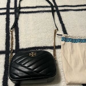 Tory Burch Kira Chevron Small Camera Bag